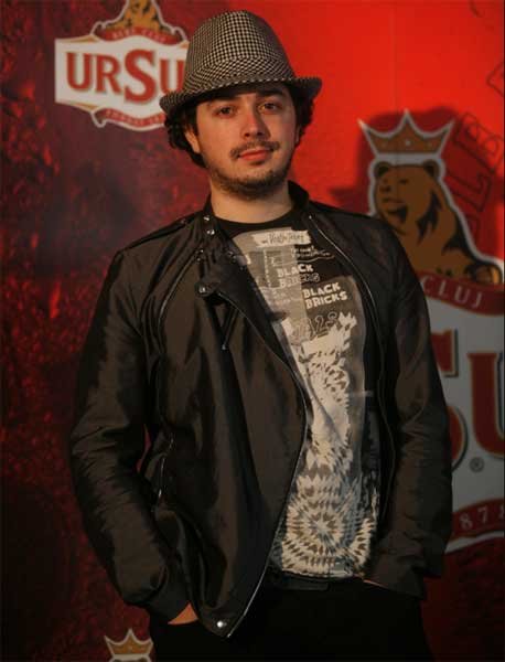 moga014.jpg