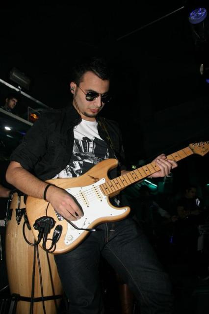 alex002.jpg
