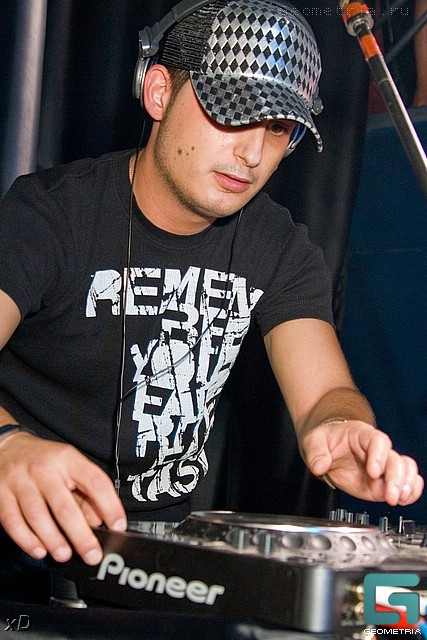 Dylma009.jpg